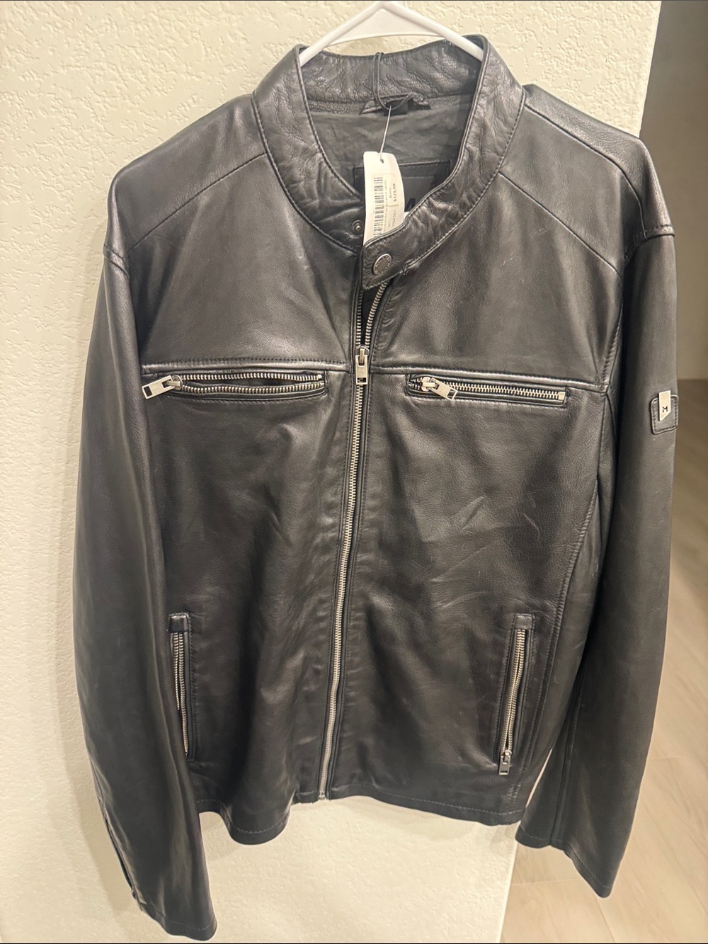 Men's Black Leather Zip-Front Bomber Jacket